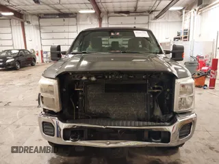 2015 Ford F-250 XLT z VIN 1FT7X2B67FEB60492, wystawiony jako IAAI lot #42391790 z przebiegiem 209 256 mil mil oraz . Historia ofert i sprzedaży dostępna na DreamBid. Obrazek 12.