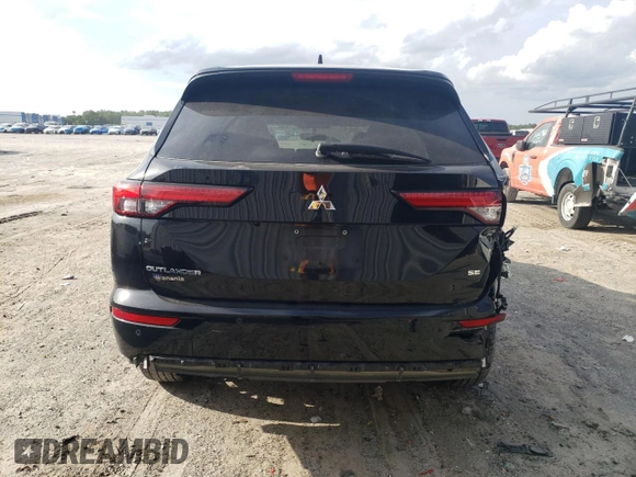 2022 Mitsubishi Outlander SE with VIN JA4J3UA84NZ032776, listed as a Copart auction lot 60277295 with 80,035 mi miles and Salvage title. Bid and sale history available at DreamBid. Image 6.