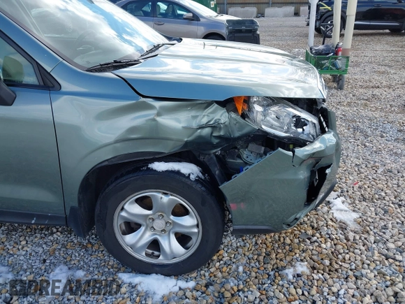2014 Subaru Forester 2.5i with VIN JF2SJAAC0EG433483, listed as a IAAI auction lot 41836560 with 231,638 mi miles. Bid and sale history available at carsss.com. Image 6.