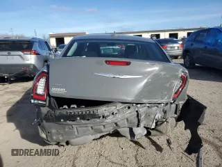 2019 Chrysler 300 Touring with VIN 2C3CCARG7KH723101, listed as a Copart auction lot 43809165 with Not Provided miles and Salvage Title. Bid and sale history available at carsss.com. Image 6.