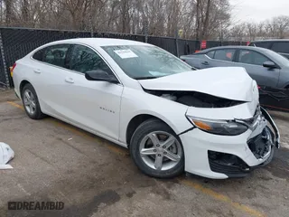 2024 Chevrolet Malibu LS with VIN 1G1ZC5ST6RF223925, listed as a IAAI auction lot 41519125 with 17,623 mi miles. Bid and sale history available at carsss.com. Image 1.