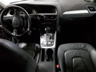 2014 Audi A4 Premium с VIN WAUBFAFL3EA044135, выставлен на аукционе Copart как лот 44060925 с пробегом Не указан миль и Списание • Salvage title. История ставок и продаж доступна на DreamBid. Изображение 8.