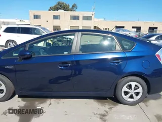 2015 Toyota Prius Four with VIN JTDKN3DU1F0449298, listed as a IAAI auction lot 41675916 with 92,310 mi miles. Bid and sale history available at carsss.com. Image 14.
