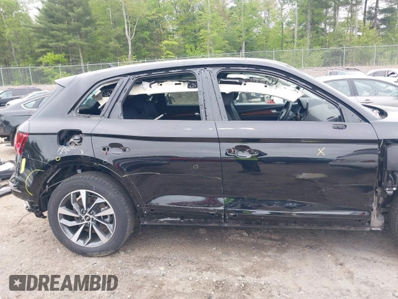 2023 Audi Q5 S line Premium with VIN WA1GAAFYXP2068698, listed as a IAAI auction lot 42225206 with 17,691 mi miles and . Bid and sale history available at DreamBid. Image 6.