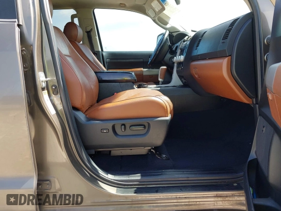 2007 Toyota Tundra Limited z VIN 5TBEV58147S460599, wystawiony jako IAAI lot #42476925 z przebiegiem Nie podano mil oraz . Historia ofert i sprzedaży dostępna na DreamBid. Obrazek 5.