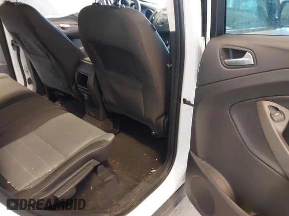 2016 Ford Escape SE z VIN 1FMCU9G97GUC76913, wystawiony jako IAAI lot #42085125 z przebiegiem 137 001 mil mil oraz . Historia ofert i sprzedaży dostępna na DreamBid. Obrazek 8.