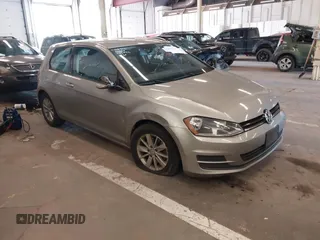 2015 Volkswagen Golf TSI S z VIN 3VW817AUXFM092814, wystawiony jako IAAI lot #42125446 z przebiegiem 86 336 mil mil oraz . Historia ofert i sprzedaży dostępna na DreamBid. Obrazek 1.