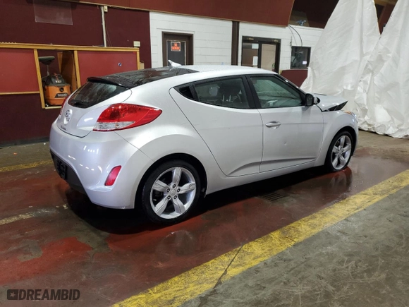 2015 Hyundai Veloster RE:FLEX with VIN KMHTC6AD0FU229574, listed as a Copart auction lot 80521484 with 95,300 mi miles and Clean Title. Bid and sale history available at carsss.com. Image 3.