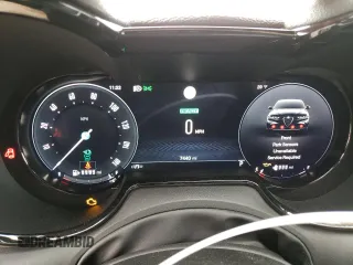 2024 Alfa Romeo Tonale Ti z VIN ZASPATCW2R3050296, wystawiony jako Copart lot #46153295 z przebiegiem 7440 mil mil oraz Szkody całkowita. Historia ofert i sprzedaży dostępna na DreamBid. Obrazek 9.
