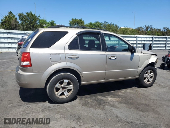 2005 Kia Sorento LX with VIN KNDJD733955420731, listed as a Copart auction lot 49480265 with 183,499 mi miles and Salvage Title. Bid and sale history available at carsss.com. Image 3.