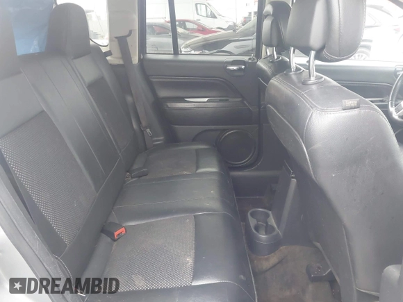 2016 Jeep Compass Latitude с VIN 1C4NJCEA8GD704813, выставлен на аукционе IAAI как лот 42804847 с пробегом 161 043 миль миль и . История ставок и продаж доступна на DreamBid. Изображение 8.
