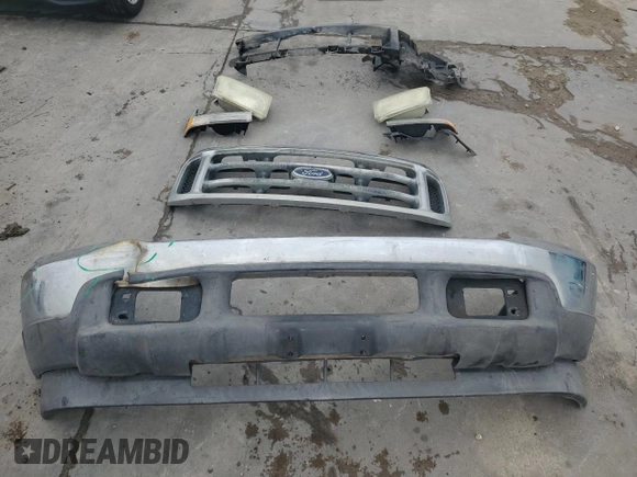 2003 Ford F-250 XL с VIN 1FTNW20P73EB82199, выставлен на аукционе Copart как лот 44218015 с пробегом Не указан миль и Списание • Salvage title. История ставок и продаж доступна на DreamBid. Изображение 12.