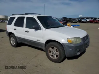 2006 Ford Escape Hybrid with VIN 1FMCU96H86KA13865, listed as a Copart auction lot 45927815 with 152,851 mi miles and Clean Title. Bid and sale history available at carsss.com. Image 4.