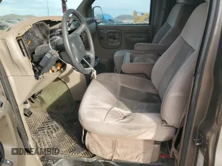 1999 Chevrolet Express with VIN 1GBFG15R6X1064605, listed as a Copart auction lot 82674014 with 289,285 mi miles and Clean Title. Bid and sale history available at carsss.com. Image 7.