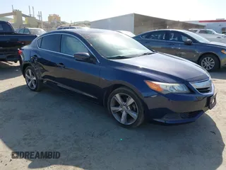 2014 Acura ILX with VIN 19VDE1F31EE004253, listed as a IAAI auction lot 41997152 with 126,788 mi miles. Bid and sale history available at carsss.com. Image 1.