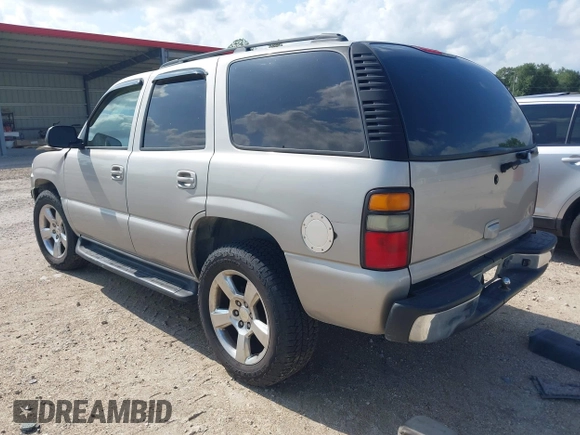 2004 GMC Yukon SLE z VIN 1GKEC13V44R175383, wystawiony jako IAAI lot #42155877 z przebiegiem 303 482 mil mil oraz . Historia ofert i sprzedaży dostępna na DreamBid. Obrazek 3.