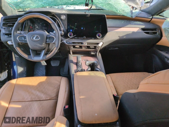 2024 Lexus RX with VIN 2T2BAMCA7RC074760, listed as a Copart auction lot 86424704 with 3,221 mi miles and Salvage Title. Bid and sale history available at carsss.com. Image 8.