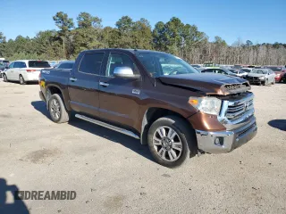 2017 Toyota Tundra Platinum z VIN 5TFAY5F17HX585415, wystawiony jako Copart lot #83656314 z przebiegiem 66 684 mil mil oraz Szkoda całkowita • Salvage title. Historia ofert i sprzedaży dostępna na DreamBid. Obrazek 4.