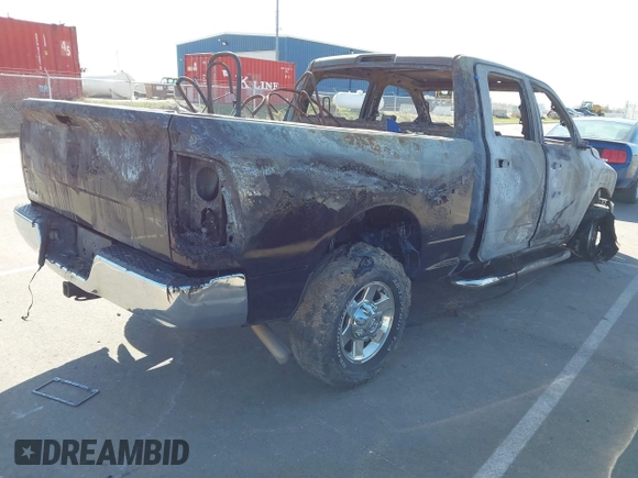 2011 Ram 2500 Big Horn z VIN 3D7TT2CT9BG562876, wystawiony jako IAAI lot #41838882 z przebiegiem Nie podano mil oraz . Historia ofert i sprzedaży dostępna na DreamBid. Obrazek 4.