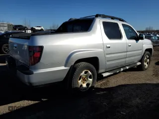 2014 Honda Ridgeline Sport with VIN 5FPYK1F73EB502802, listed as a Copart auction lot 50035785 with 305,766 mi miles and Clean title. Bid and sale history available at DreamBid. Image 3.