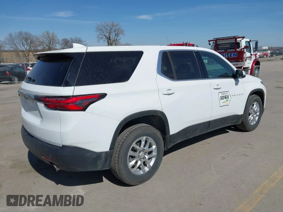 2022 Chevrolet Traverse LS with VIN 1GNEVLKWXNJ102005, listed as a IAAI auction lot 41797800 with 68,800 mi miles. Bid and sale history available at carsss.com. Image 4.