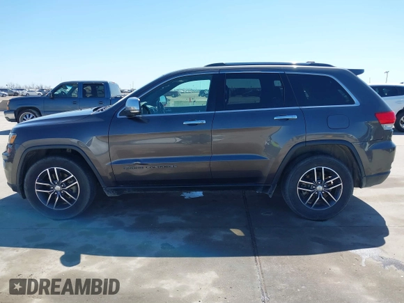 2017 Jeep Grand Cherokee Limited with VIN 1C4RJEBG9HC934177, listed as a IAAI auction lot 41767133 with 140,422 mi miles. Bid and sale history available at carsss.com. Image 14.