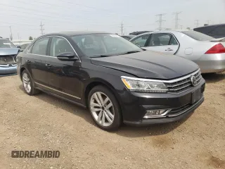 2017 Volkswagen Passat SE with VIN 1VWGT7A36HC063392, listed as a Copart auction lot 60846895 with 153,006 mi miles and Clean title. Bid and sale history available at DreamBid. Image 4.