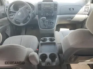 2006 Kia Sedona LX with VIN KNDMB233666057581, listed as a Copart auction lot 71027674 with 206,556 mi miles and Salvage Title. Bid and sale history available at carsss.com. Image 8.