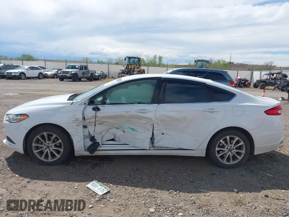 2017 Ford Fusion SE с VIN 3FA6P0H77HR112562, выставлен на аукционе IAAI как лот 42151651 с пробегом 110 496 миль миль и . История ставок и продаж доступна на DreamBid. Изображение 14.