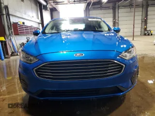 2020 Ford Fusion SE z VIN 3FA6P0HD2LR160243, wystawiony jako Copart lot #65366835 z przebiegiem 118 411 mil mil oraz Czysty tytuł • Clean title. Historia ofert i sprzedaży dostępna na DreamBid. Obrazek 5.