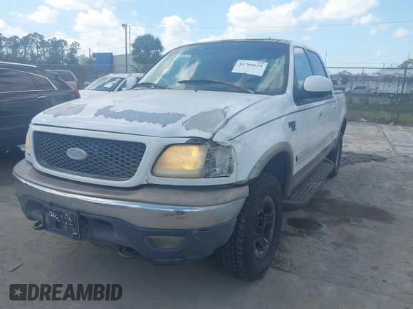 2002 Ford F-150 XLT with VIN 1FTRW08L02KA10457, listed as a IAAI auction lot 41704625 with 151,072 mi miles. Bid and sale history available at carsss.com. Image 2.