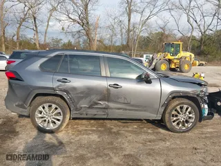 2021 Toyota RAV4 XLE Premium with VIN 2T3C1RFV6MC103170, listed as a IAAI auction lot 41510409 with 31,770 mi miles. Bid and sale history available at carsss.com. Image 13.