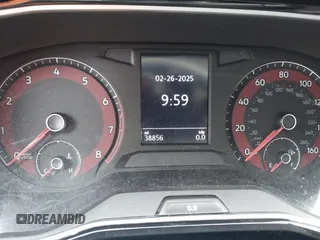 2021 Volkswagen Jetta S z VIN 3VWC57BU0MM085171, wystawiony jako IAAI lot #41688704 z przebiegiem 38 856 mil mil oraz . Historia ofert i sprzedaży dostępna na DreamBid. Obrazek 7.
