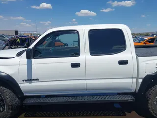 2002 Toyota Tacoma PreRunner with VIN 5TEGN92N82Z114540, listed as a IAAI auction lot 42422202 with 229,459 mi miles and . Bid and sale history available at DreamBid. Image 14.