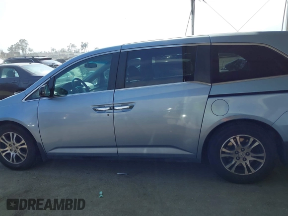 2012 Honda Odyssey EX-L с VIN 5FNRL5H68CB099810, выставлен на аукционе IAAI как лот 42127195 с пробегом 373 830 миль миль и . История ставок и продаж доступна на DreamBid. Изображение 15.