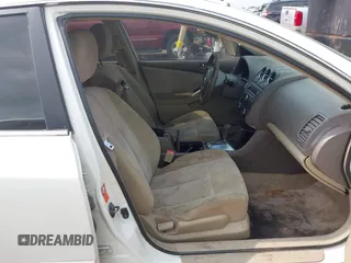 2009 Nissan Altima SL with VIN 1N4AL21E89N480764, listed as a IAAI auction lot 42163615 with Not Provided miles and . Bid and sale history available at DreamBid. Image 5.