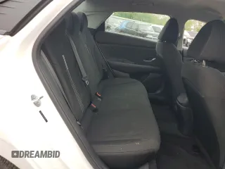 2023 Hyundai Elantra SEL z VIN 5NPLS4AG9PH109564, wystawiony jako Copart lot #55471245 z przebiegiem 16 087 mil mil oraz Szkody całkowita. Historia ofert i sprzedaży dostępna na DreamBid. Obrazek 10.