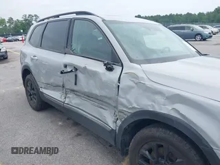 2023 Kia Telluride SX с VIN 5XYP5DGC3PG381080, выставлен на аукционе IAAI как лот 42323701 с пробегом 26 500 миль миль и . История ставок и продаж доступна на DreamBid. Изображение 6.