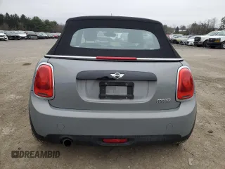2017 MINI Convertible Cooper z VIN WMWWG5C32H3C99588, wystawiony jako Copart lot #49581565 z przebiegiem 137 798 mil mil oraz Szkoda całkowita • Salvage title. Historia ofert i sprzedaży dostępna na DreamBid. Obrazek 6.