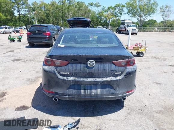 2021 Mazda 3 Select с VIN JM1BPABLXM1326518, выставлен на аукционе IAAI как лот 42130502 с пробегом 82 893 миль миль и . История ставок и продаж доступна на DreamBid. Изображение 16.