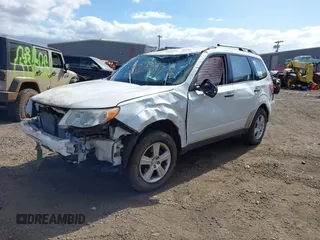 2013 Subaru Forester 2.5X with VIN JF2SHBBC9DH417744, listed as a IAAI auction lot 41242226 with 1 mi miles. Bid and sale history available at carsss.com. Image 2.