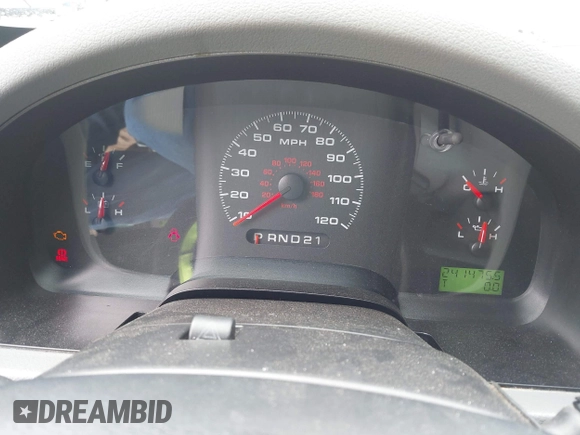 2008 Ford F-150 STX with VIN 1FTRX14W68FA35058, listed as a IAAI auction lot 42124164 with 241,475 mi miles and . Bid and sale history available at DreamBid. Image 7.