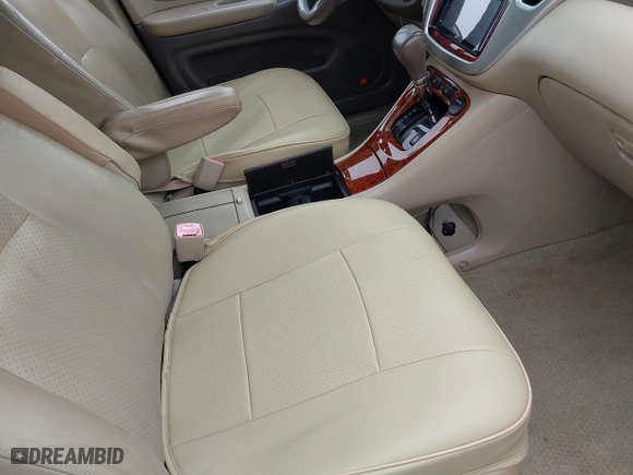 2004 Toyota Highlander with VIN JTEEP21A540014420, listed as a IAAI auction lot 41800588 with 292,532 mi miles. Bid and sale history available at carsss.com. Image 5.