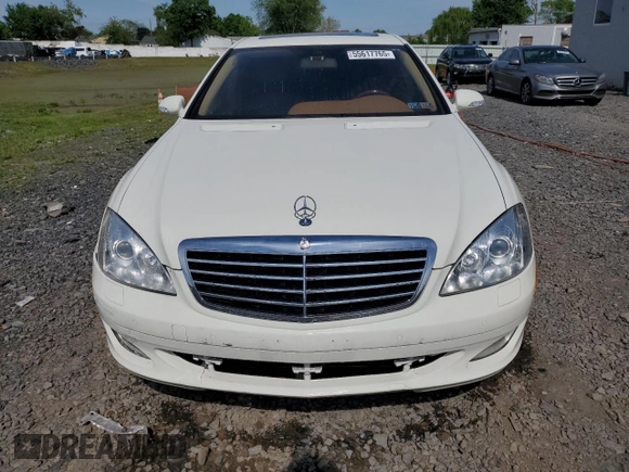2009 Mercedes-Benz S 550 z VIN WDDNG86X59A273761, wystawiony jako Copart lot #55617765 z przebiegiem 89 902 mil mil oraz Szkoda całkowita • Salvage title. Historia ofert i sprzedaży dostępna na DreamBid. Obrazek 5.