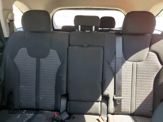 2021 Kia Sorento LX z VIN 5XYRG4LC3MG021795, wystawiony jako Copart lot #59050315 z przebiegiem 111 575 mil mil oraz Szkoda całkowita • Salvage title. Historia ofert i sprzedaży dostępna na DreamBid. Obrazek 10.