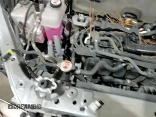 2022 Toyota Sienna XLE z VIN 5TDYSKFC3NS072194, wystawiony jako Copart lot #86892875 z przebiegiem 95 480 mil mil oraz Czysty tytuł • Clean title. Historia ofert i sprzedaży dostępna na DreamBid. Obrazek 15.