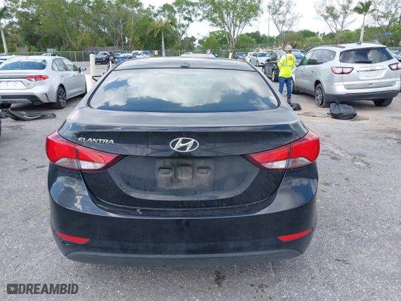 2015 Hyundai Elantra Limited with VIN KMHDH4AE7FU385081, listed as a IAAI auction lot 41911165 with 124,052 mi miles. Bid and sale history available at carsss.com. Image 16.
