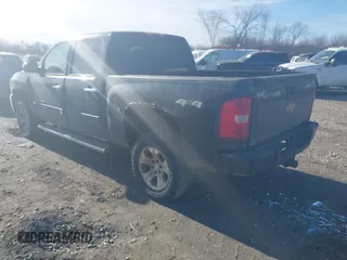 2012 Chevrolet Silverado 1500 LT with VIN 3GCPKSE73CG266901, listed as a IAAI auction lot 41427513 with 301,142 mi miles. Bid and sale history available at carsss.com. Image 3.
