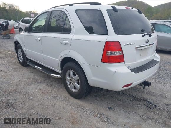 2008 Kia Sorento LX z VIN KNDJC735085785971, wystawiony jako IAAI lot #42092094 z przebiegiem 97 823 mil mil oraz . Historia ofert i sprzedaży dostępna na DreamBid. Obrazek 3.