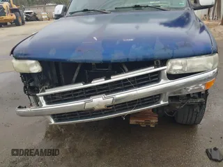 2002 Chevrolet Silverado 1500 LT with VIN 2GCEC19T821380843, listed as a IAAI auction lot 42095940 with 309,450 mi miles and . Bid and sale history available at DreamBid. Image 6.